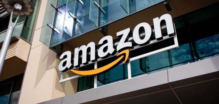 You are currently viewing Amazon Tightens Office Policy: Relocate to Key Hubs or Resign Without Severance