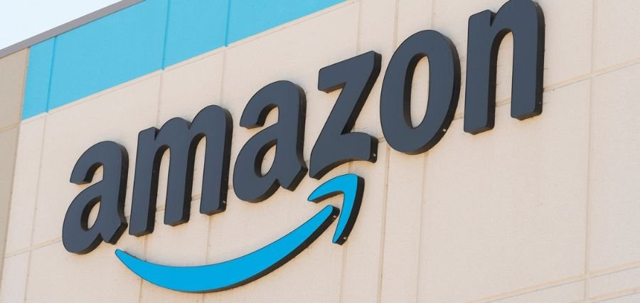 You are currently viewing Amazon Tightens Office Rules: Relocate or Exit Without Severance