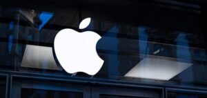 Read more about the article Apple to Expand Product Lineup with Slimmest iPhone and Next-Gen Devices
