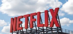 Read more about the article Netflix and Sky partner to screen boxing matches in pubs across UK and Ireland