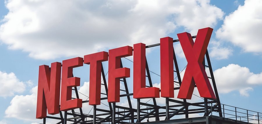 Netflix and Sky partner to screen boxing matches in pubs across UK and Ireland