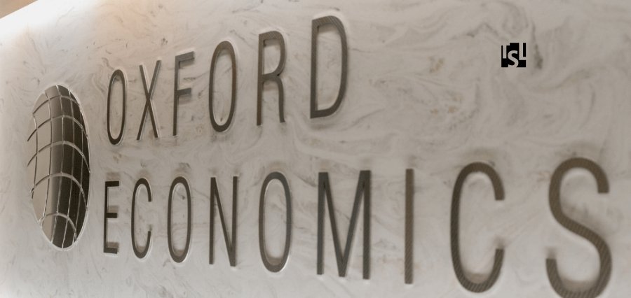Oxford Economics Launches AskOE AI Business Foresight Tool